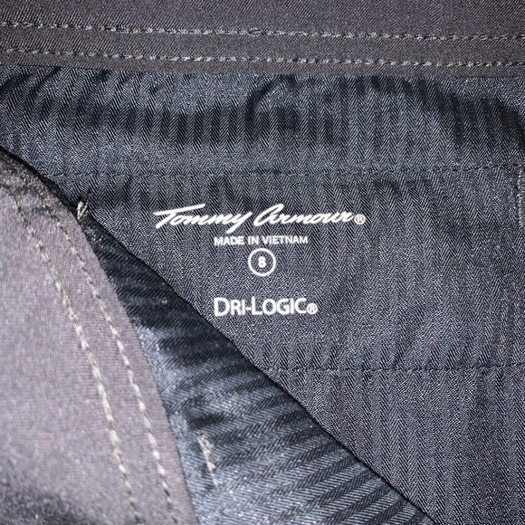 Womens Bermuda Golf Shorts - Picture 3 of 3